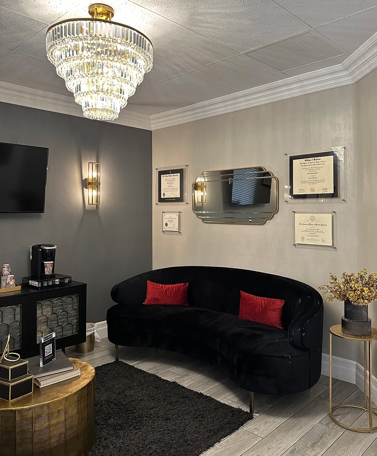 Modern lounge with elegant decor and lighting.